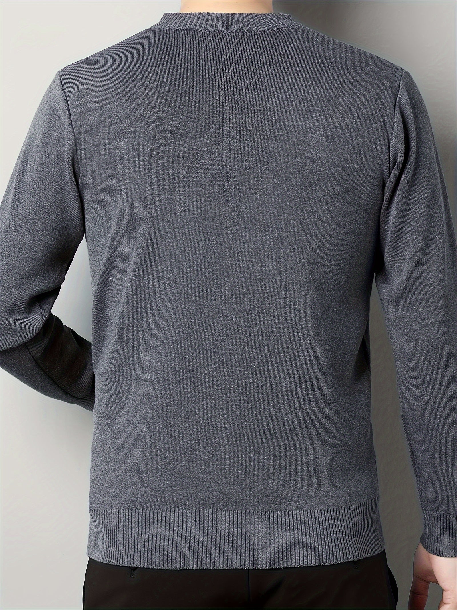 Maglione lavorato a maglia con motivo geometrico