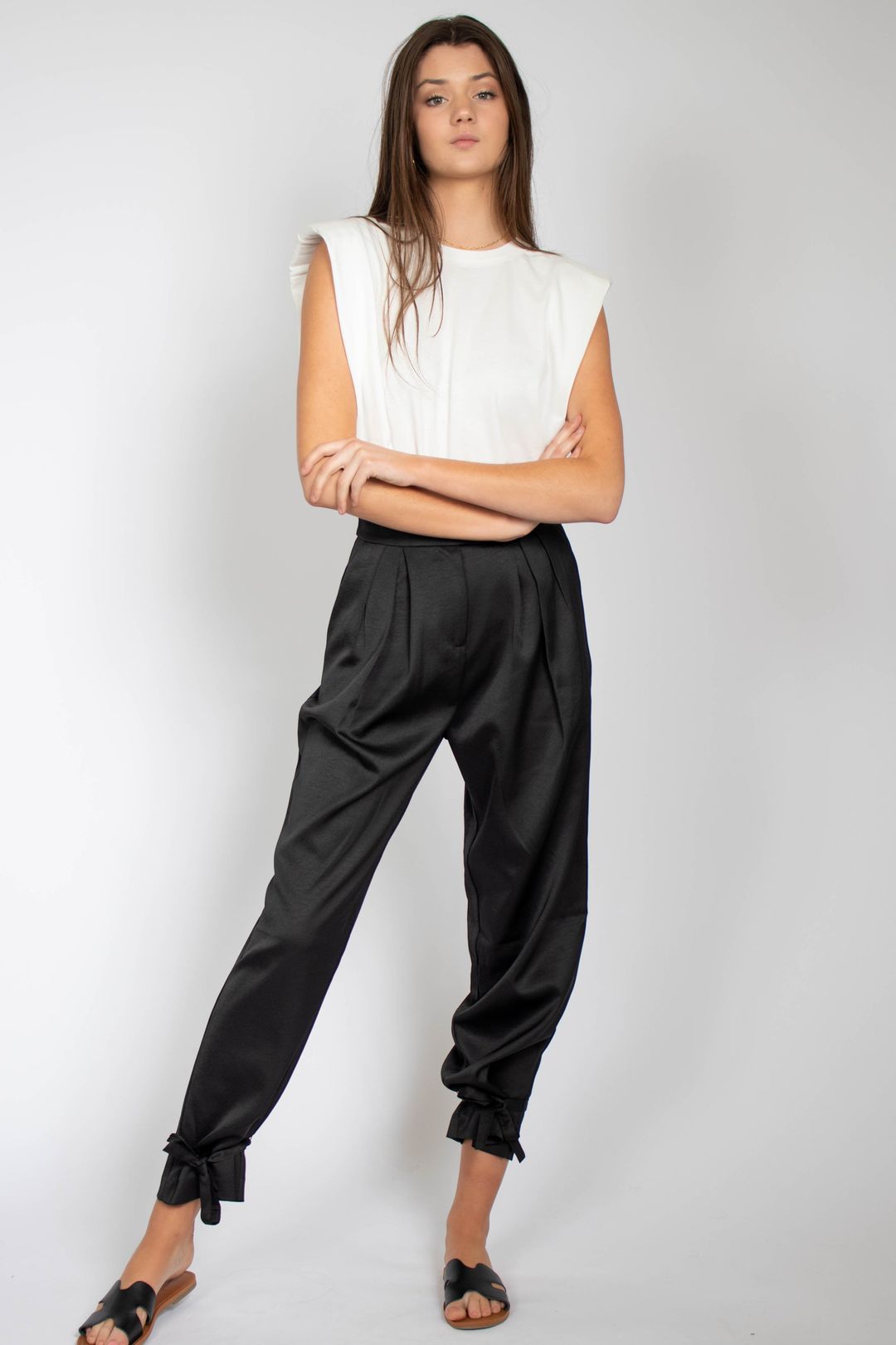 Pantaloni casual a gamba larga con nastro