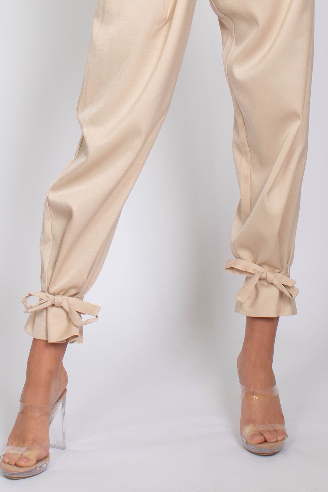 Pantaloni casual a gamba larga con nastro