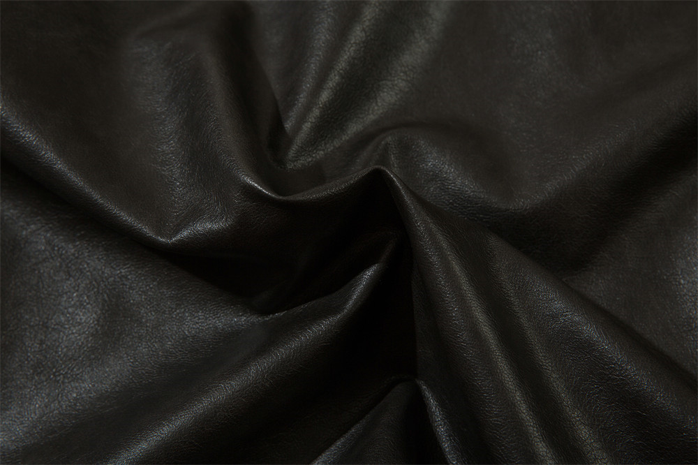 Giacca in pelle con revers da uomo