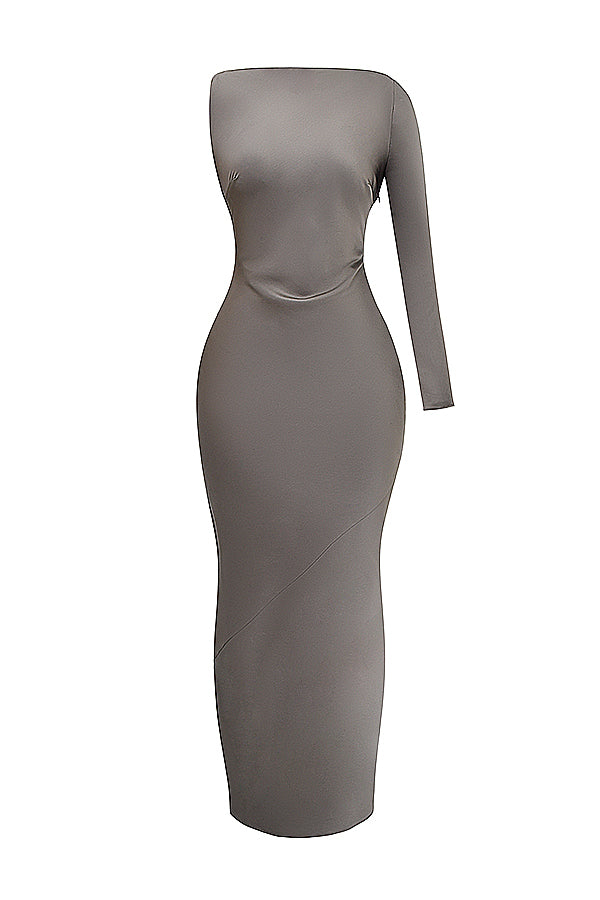 Maxi vestito fumo con una manica