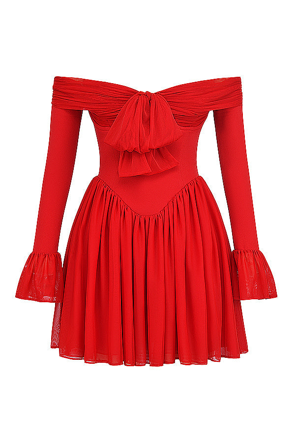 Abito con spalle scoperte