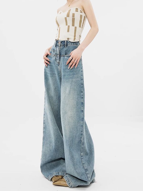 Jeans a vita alta con gamba ampia