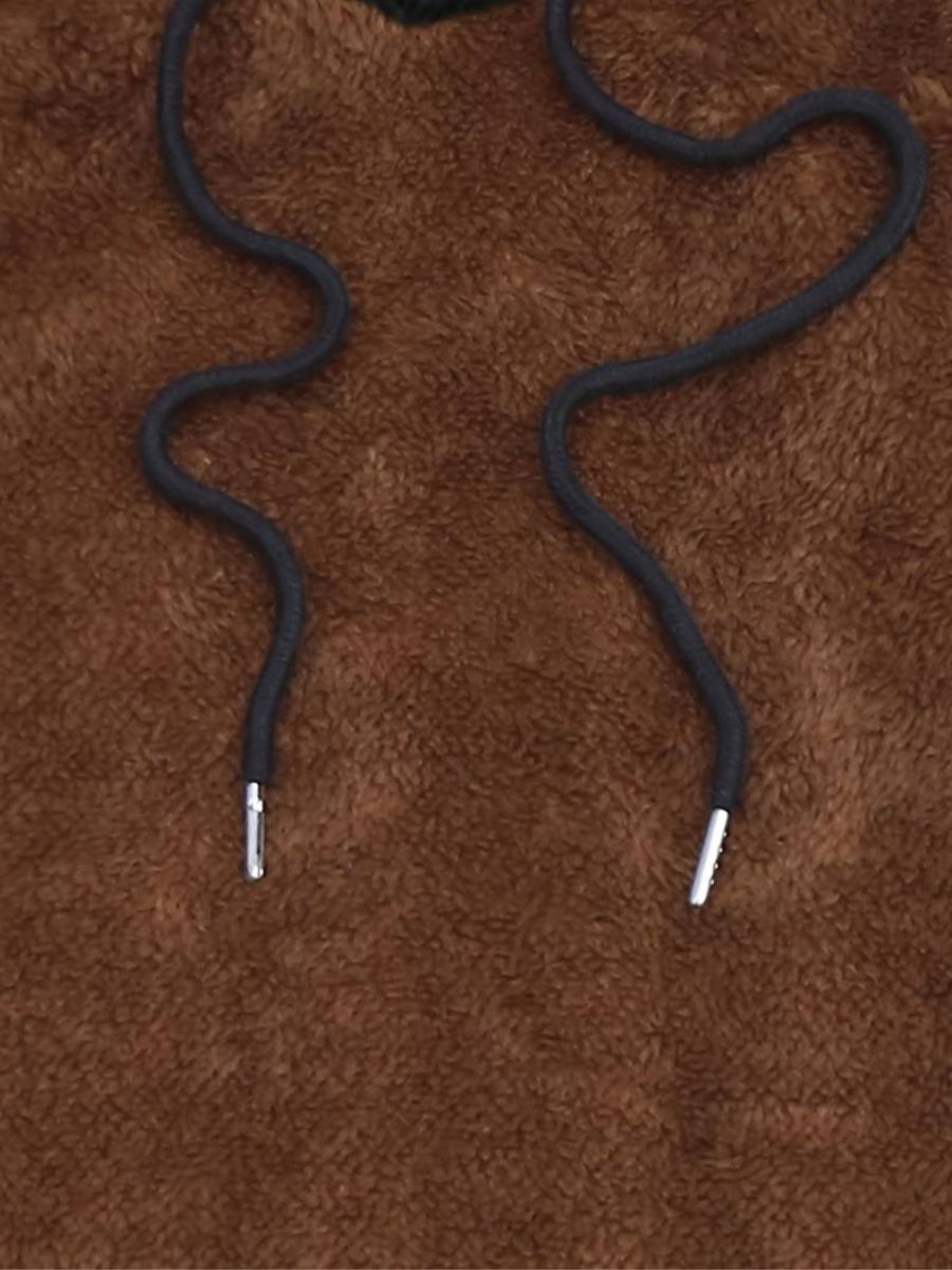 soffice felpa con cappuccio e pantaloni della tuta