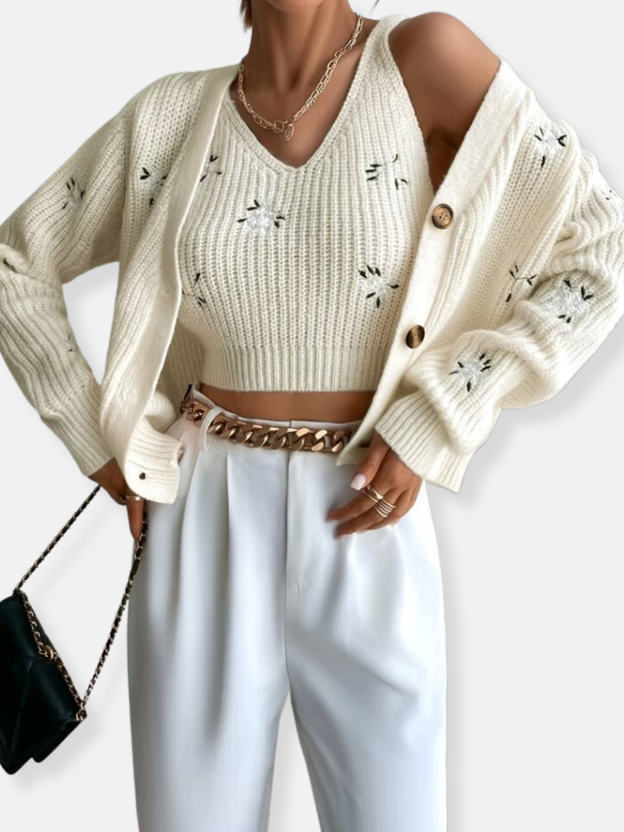 cardigan e camicia con scollo a V