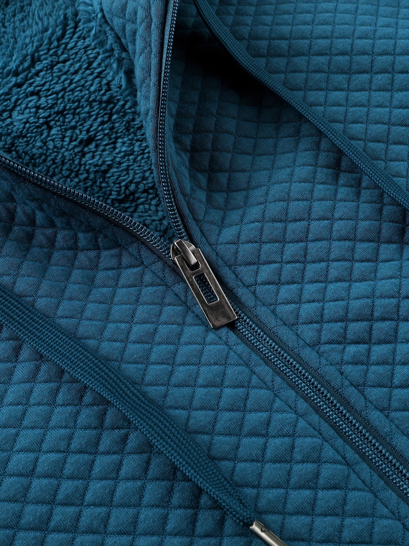 Felpa strutturata con cappuccio da uomo