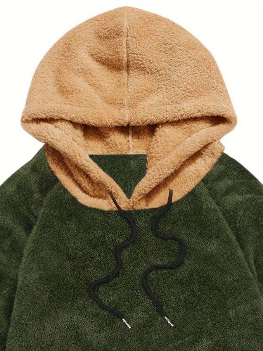 soffice felpa con cappuccio e pantaloni della tuta