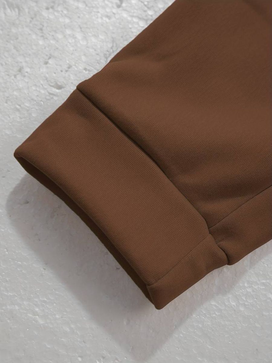 felpa con cappuccio e pantaloni da jogging con coulisse