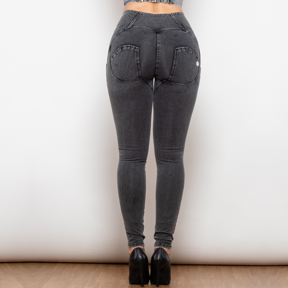 Jeans aderenti grigi a vita alta