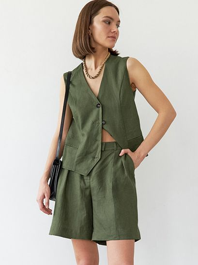 Camicia western verde e set corto