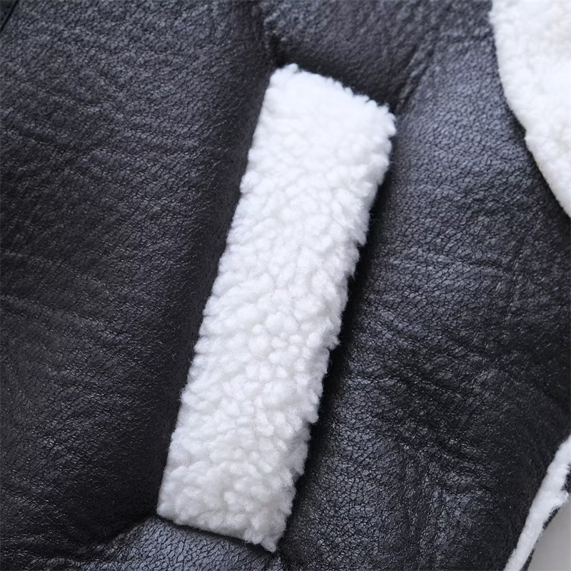 Cardigan nero con pelliccia per donna