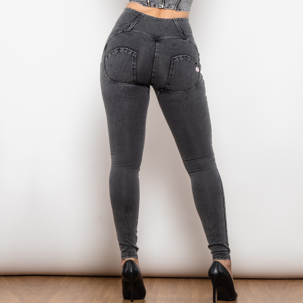 Jeans aderenti grigi a vita alta