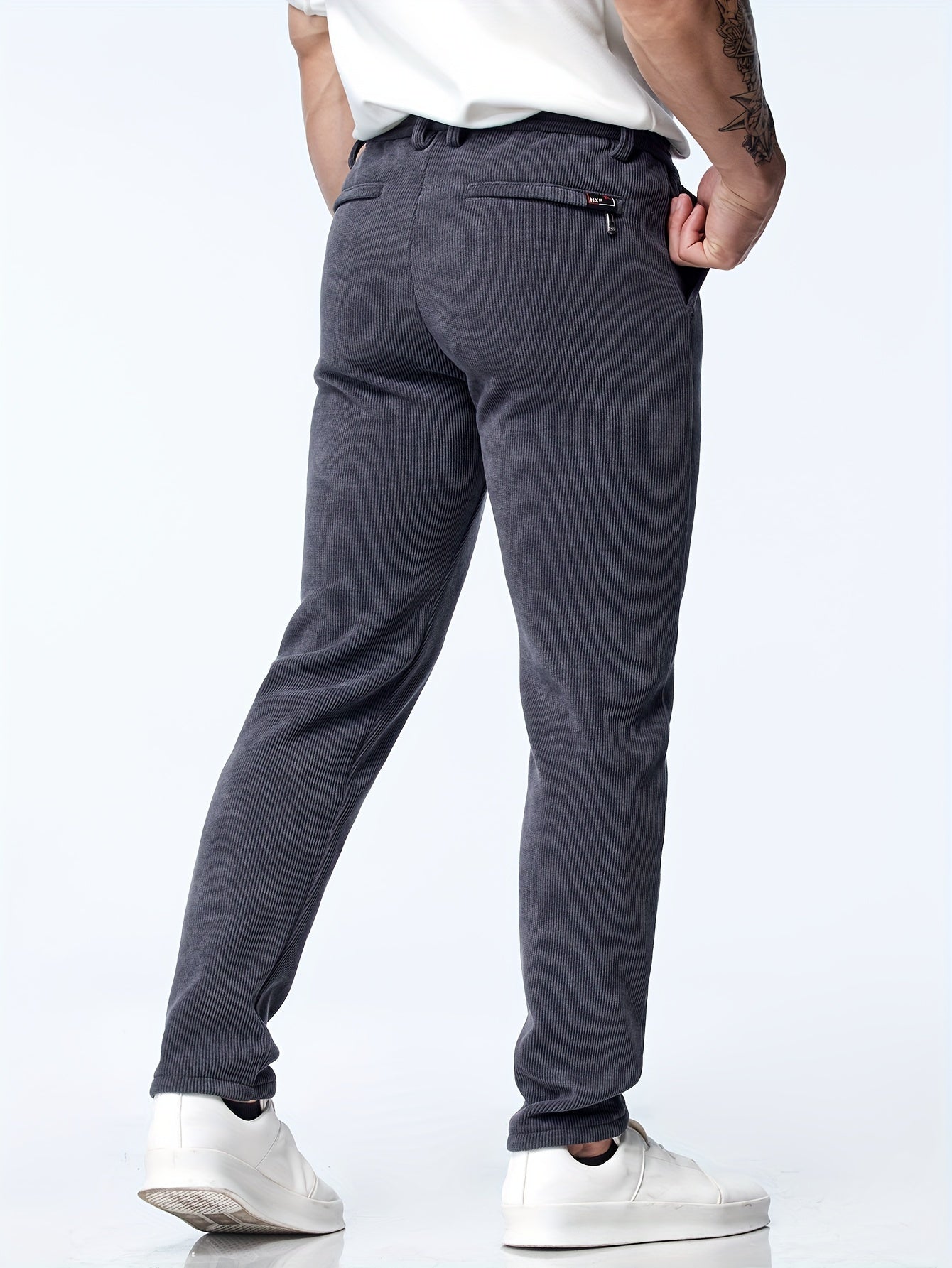 Pantaloni dritti in velluto a coste