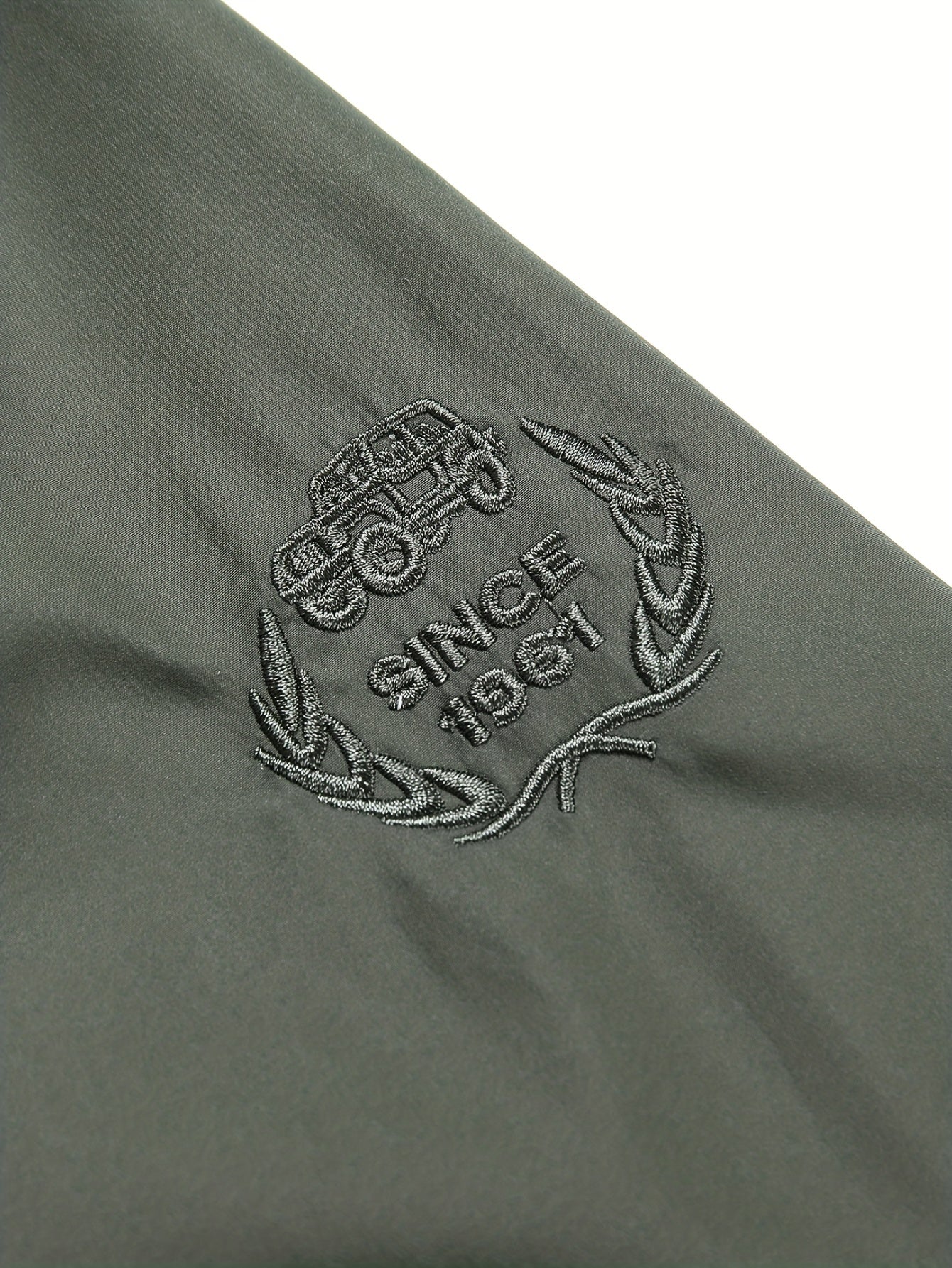 Calda giacca in pile con tasche con patta