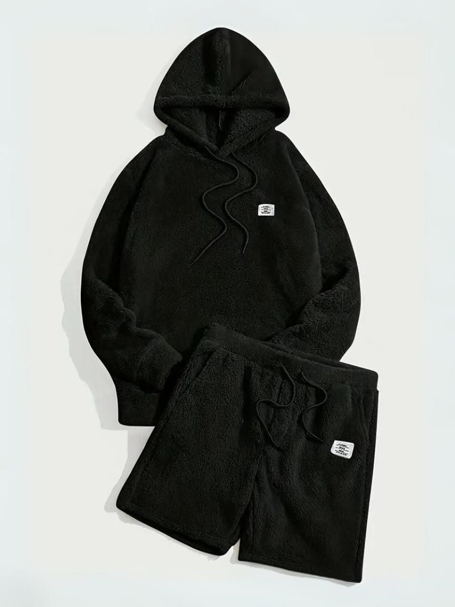 soffice felpa con cappuccio e pantaloncini