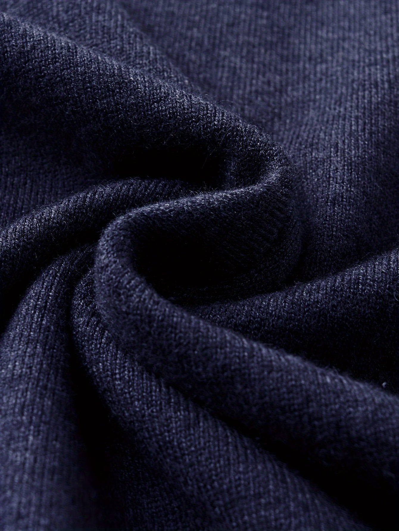 Maglione in lana lavorato a maglia per uomo