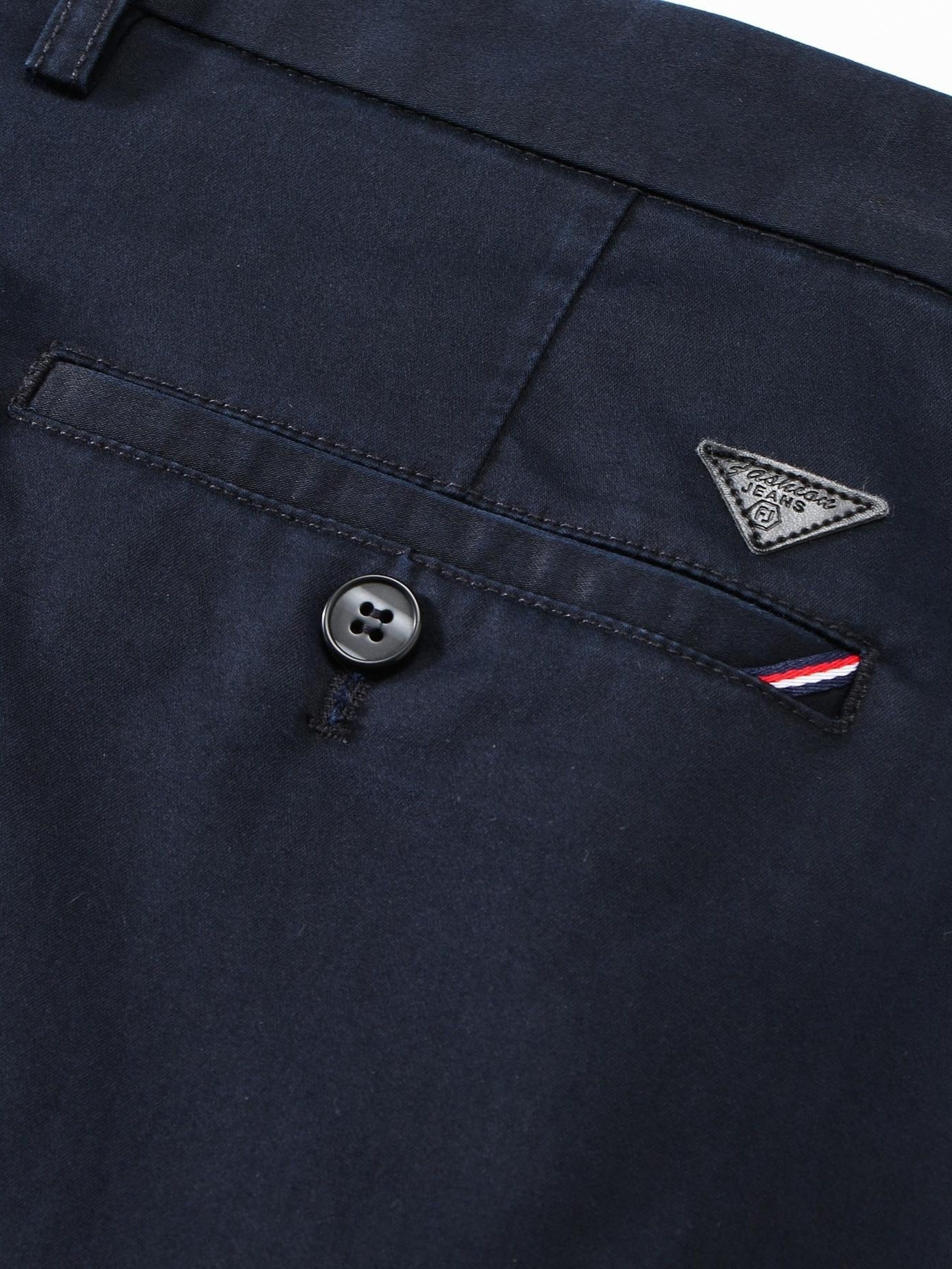 Pantaloni classici da uomo leggermente elasticizzati