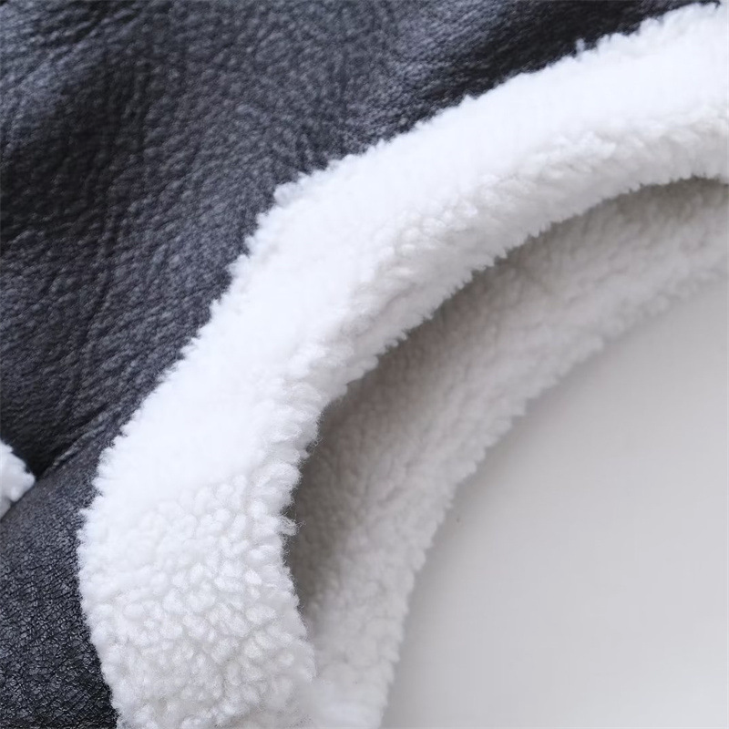 Cardigan nero con pelliccia per donna