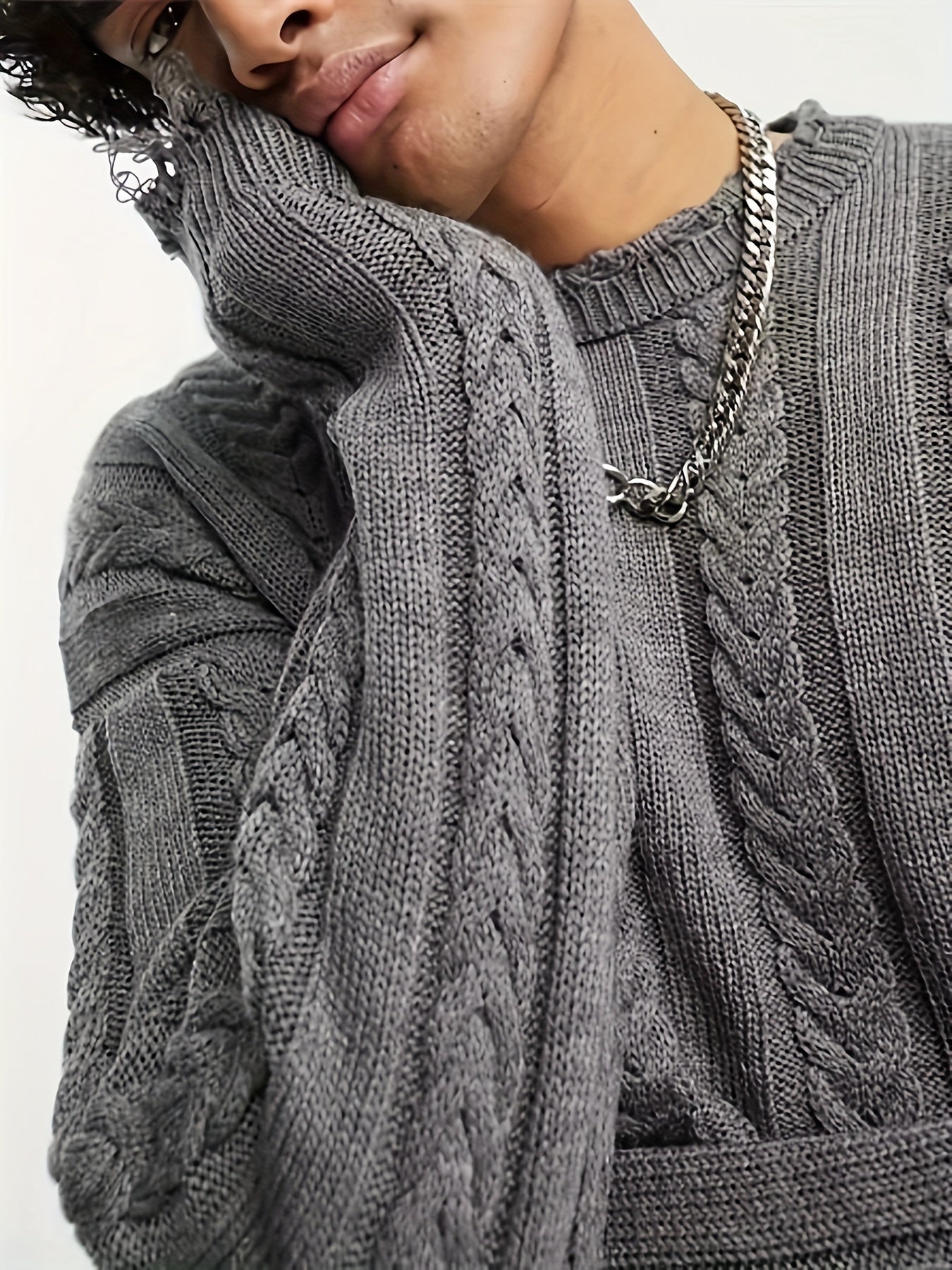 Maglione grigio lavorato a maglia con elasticit? media da uomo