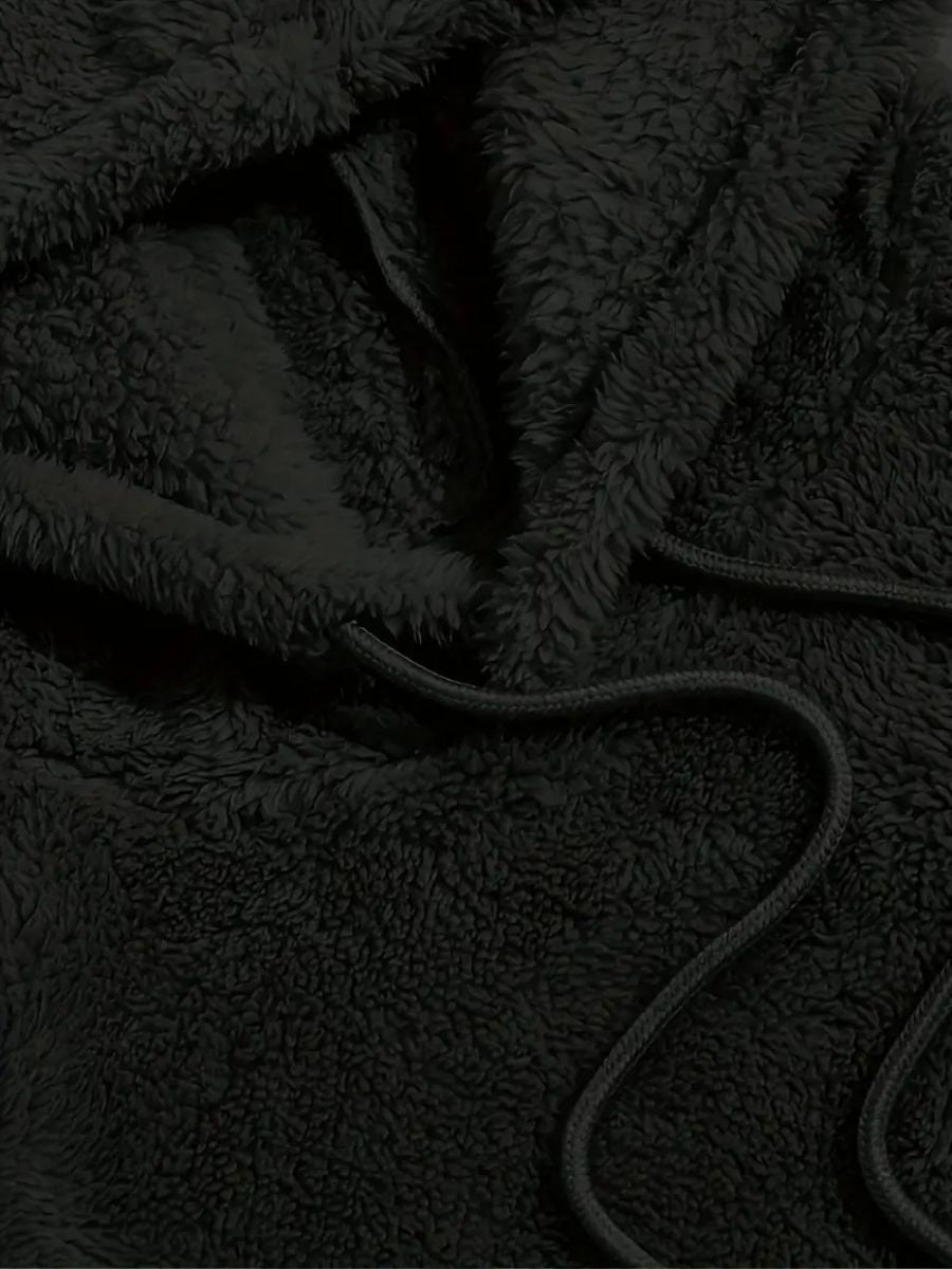 soffice felpa con cappuccio e pantaloncini