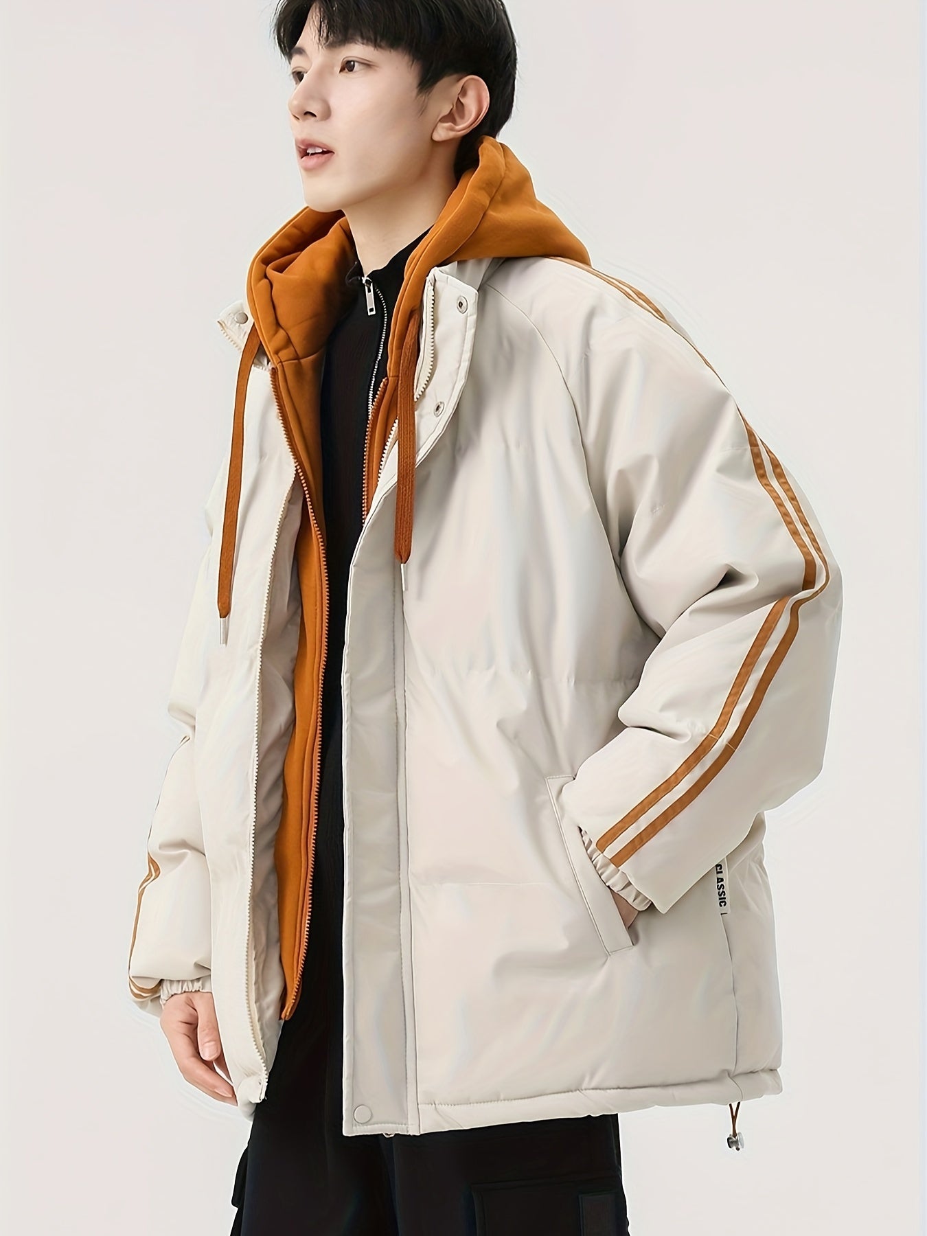 Giubbotto imbottito con cappuccio