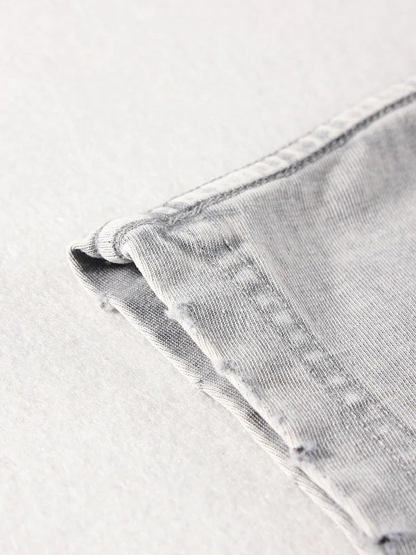 Gilet oversize senza maniche indossato