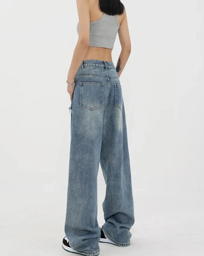 Jeans vintage con vita alta e gamba dritta