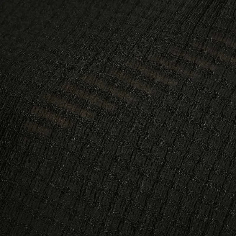 Camicia rigata con maniche lunghe e revers