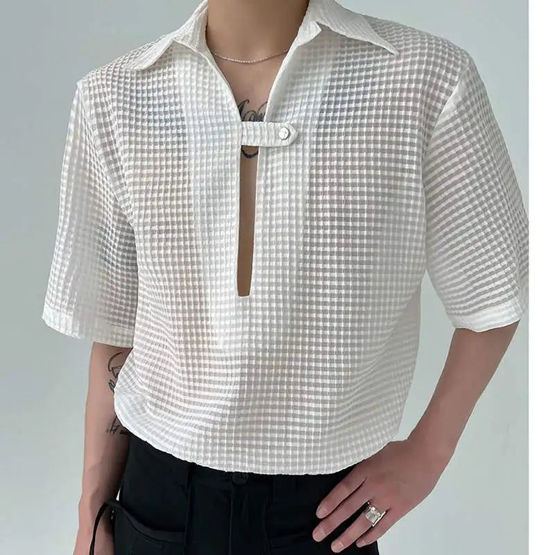 Camicia rigata con maniche lunghe e revers