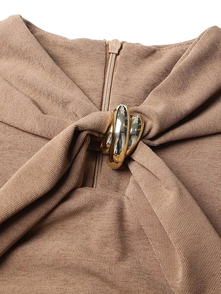 Abiti con paillettes divise in maglia incrociata