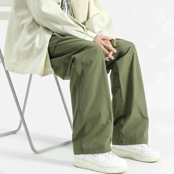 Pantaloni sportivi larghi