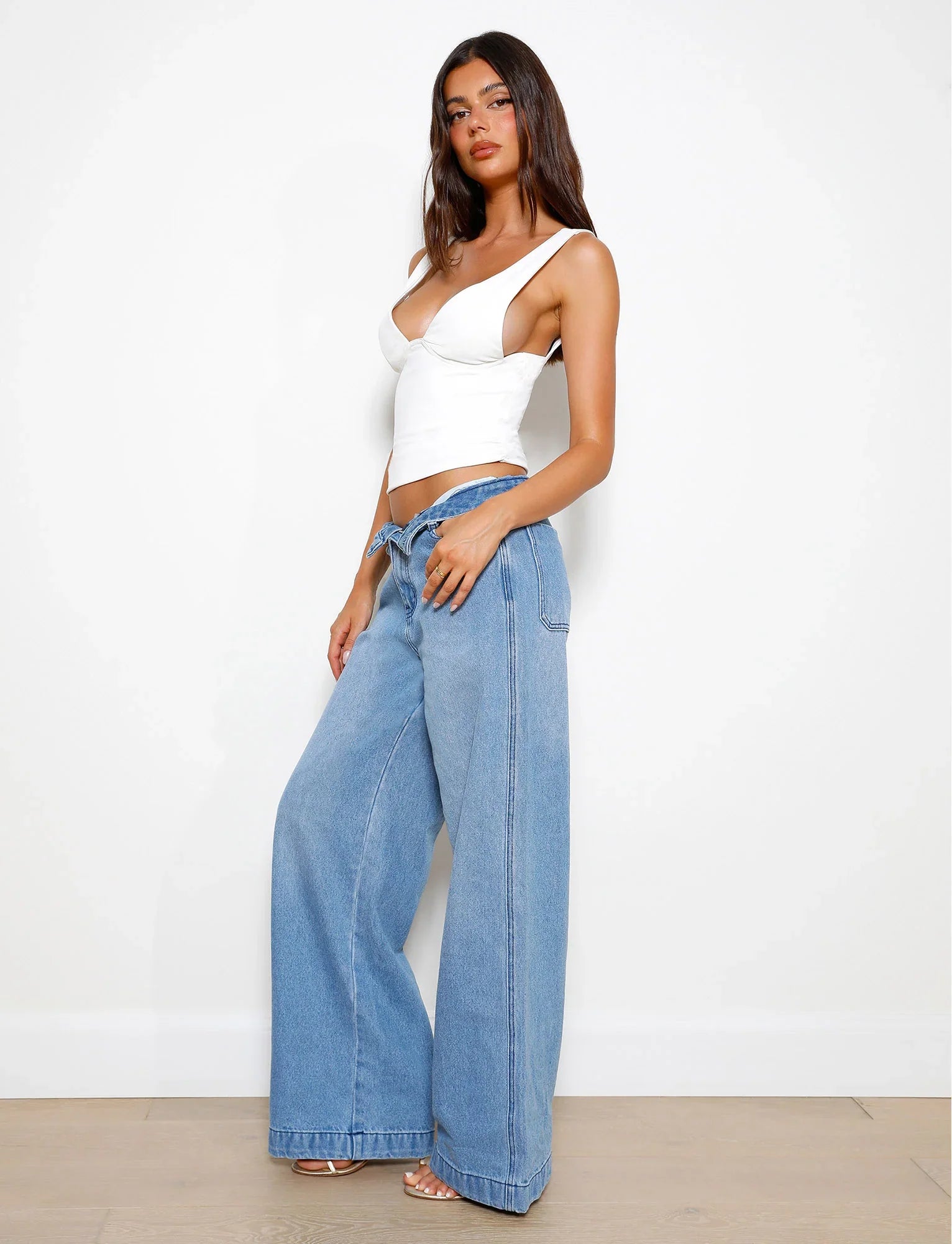 Jeans larghi a vita alta
