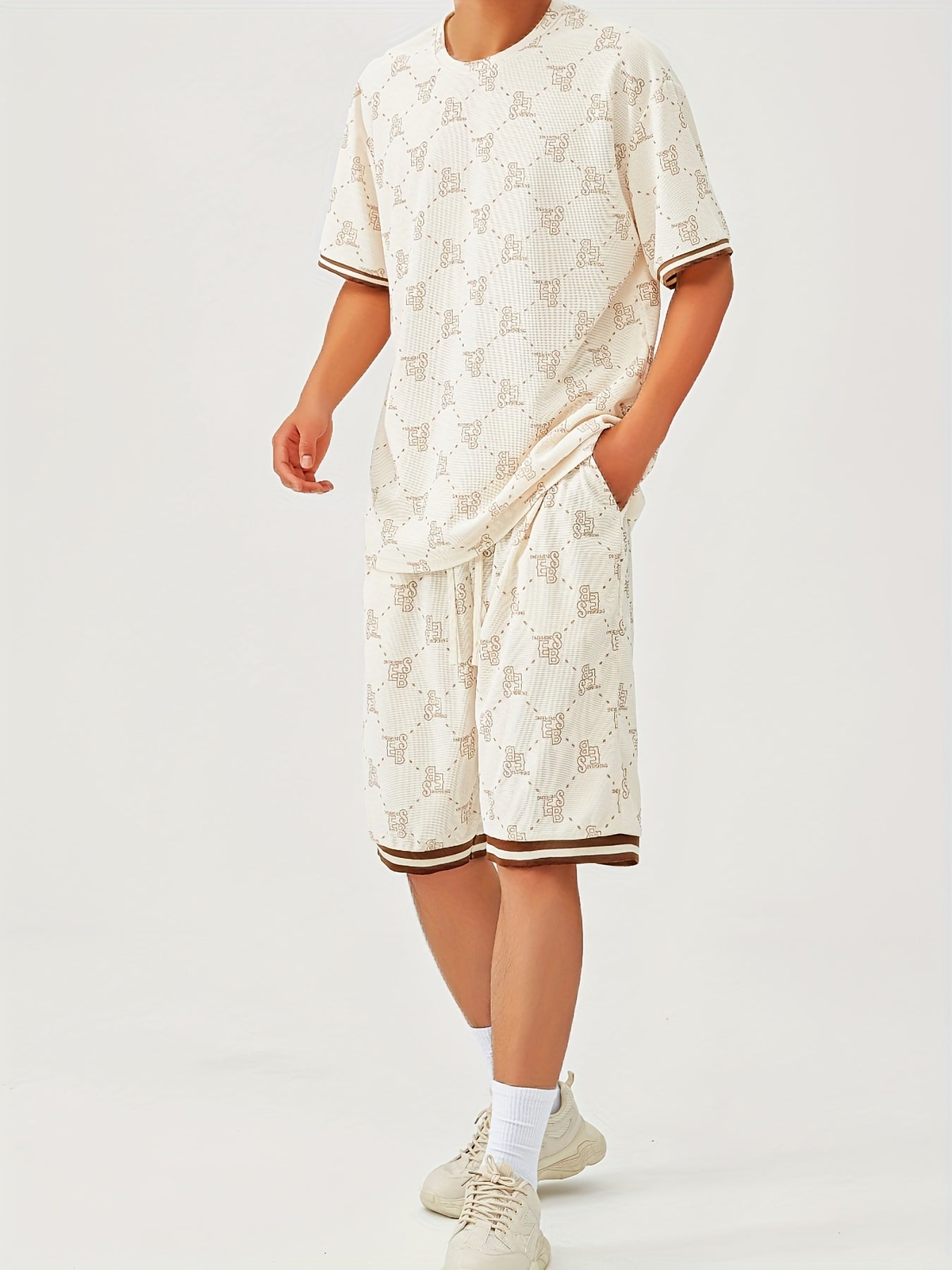 T-shirt e pantaloncini con stampa motivo lettere