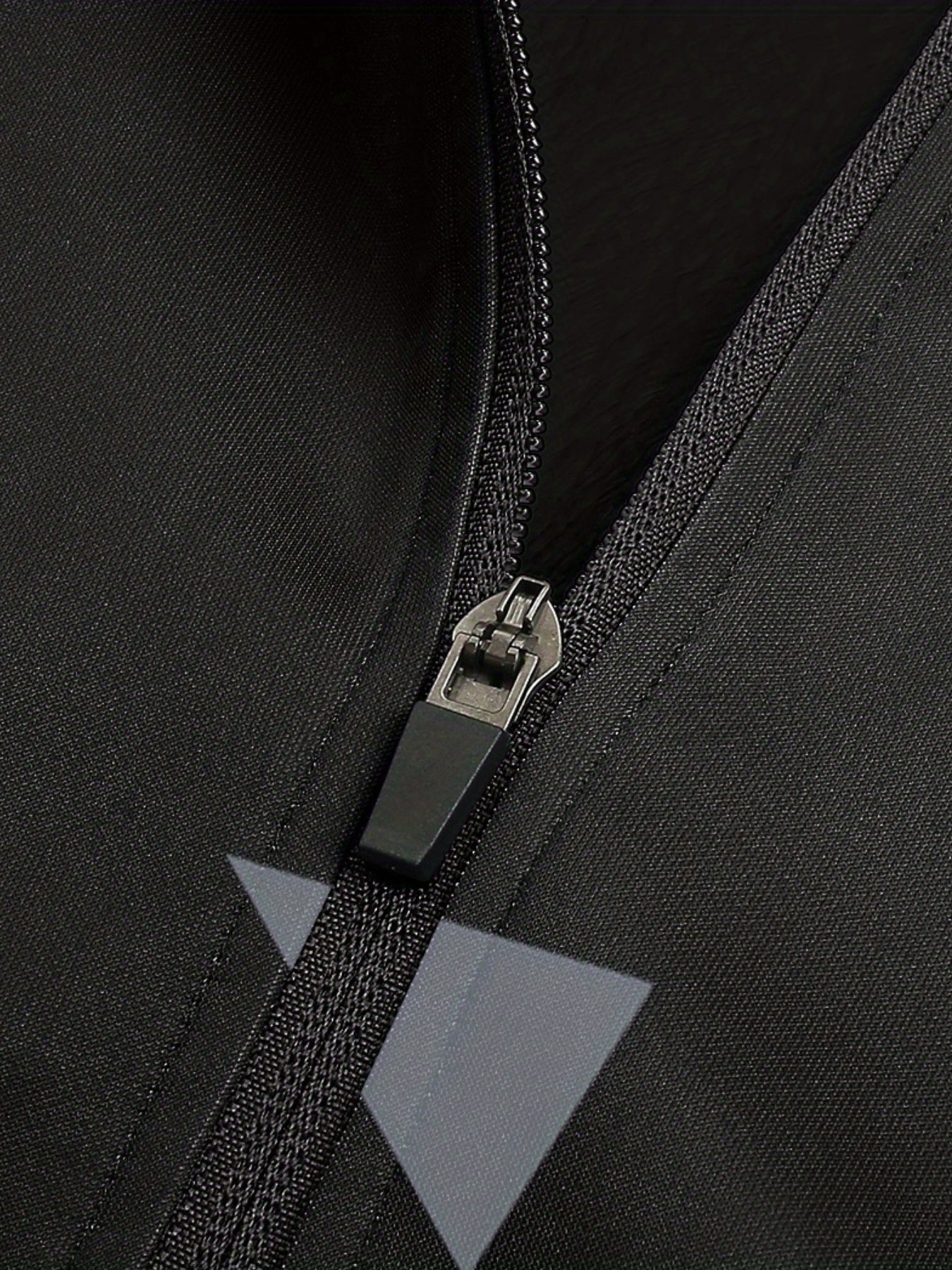 Felpa con cappuccio con motivo geometrico e pelliccia