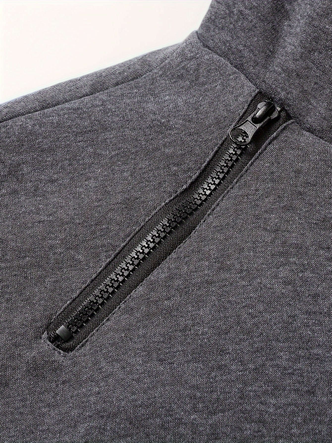 Felpa con cappuccio con collo alto