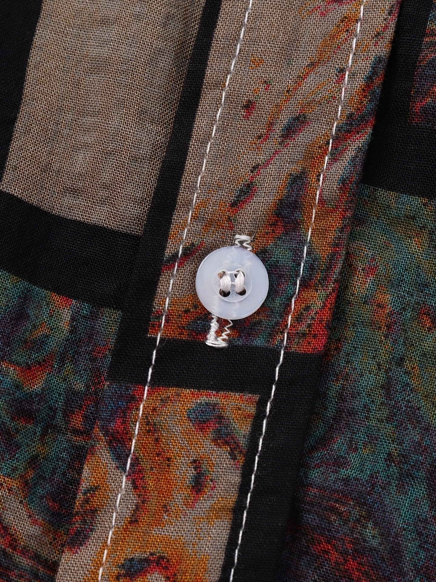 Camicia in cotone con grafica quadrata e maniche corte per l'estate