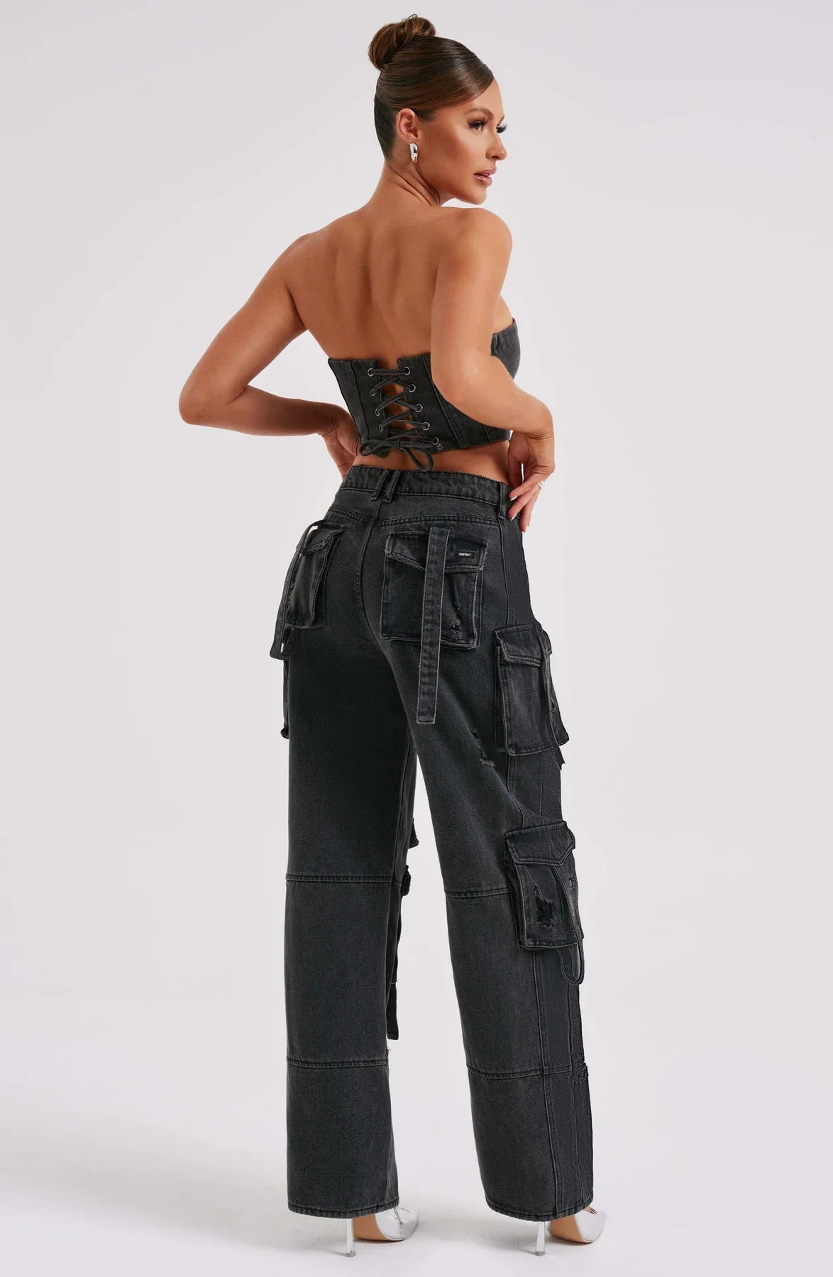 Set corsetto in denim e pantaloni cargo