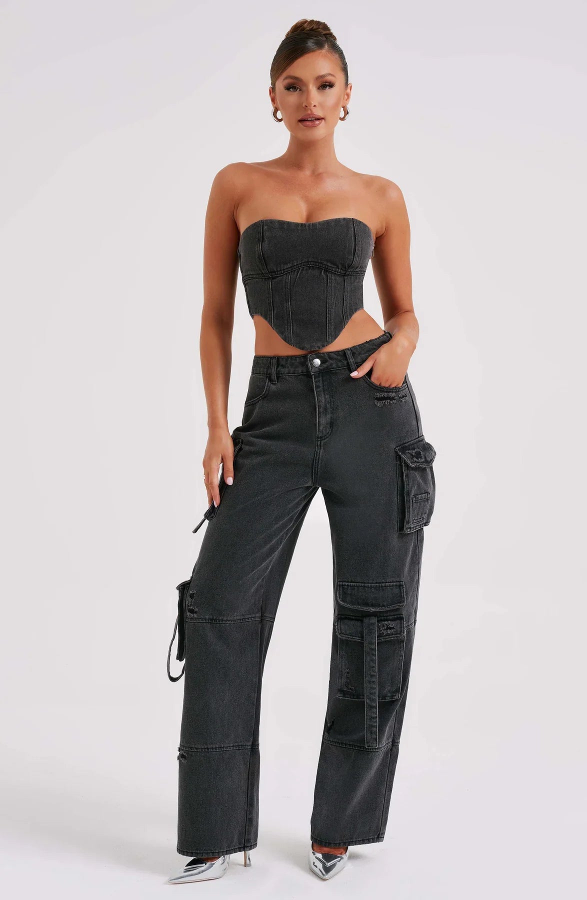Set corsetto in denim e pantaloni cargo