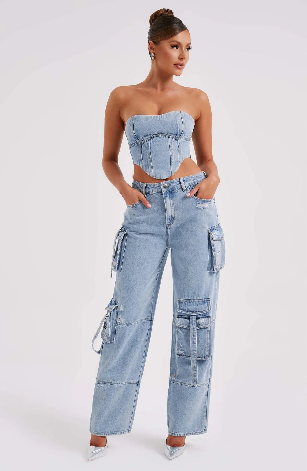 Set corsetto in denim e pantaloni cargo