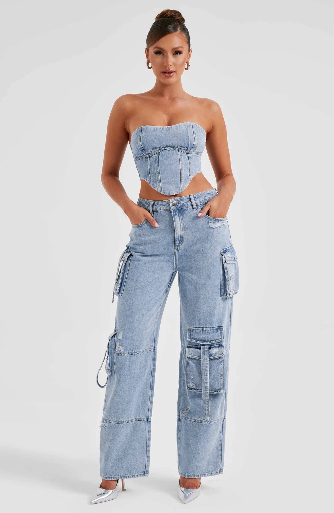 Set corsetto in denim e pantaloni cargo