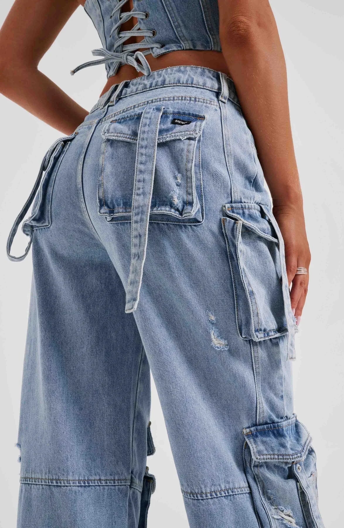 Set corsetto in denim e pantaloni cargo