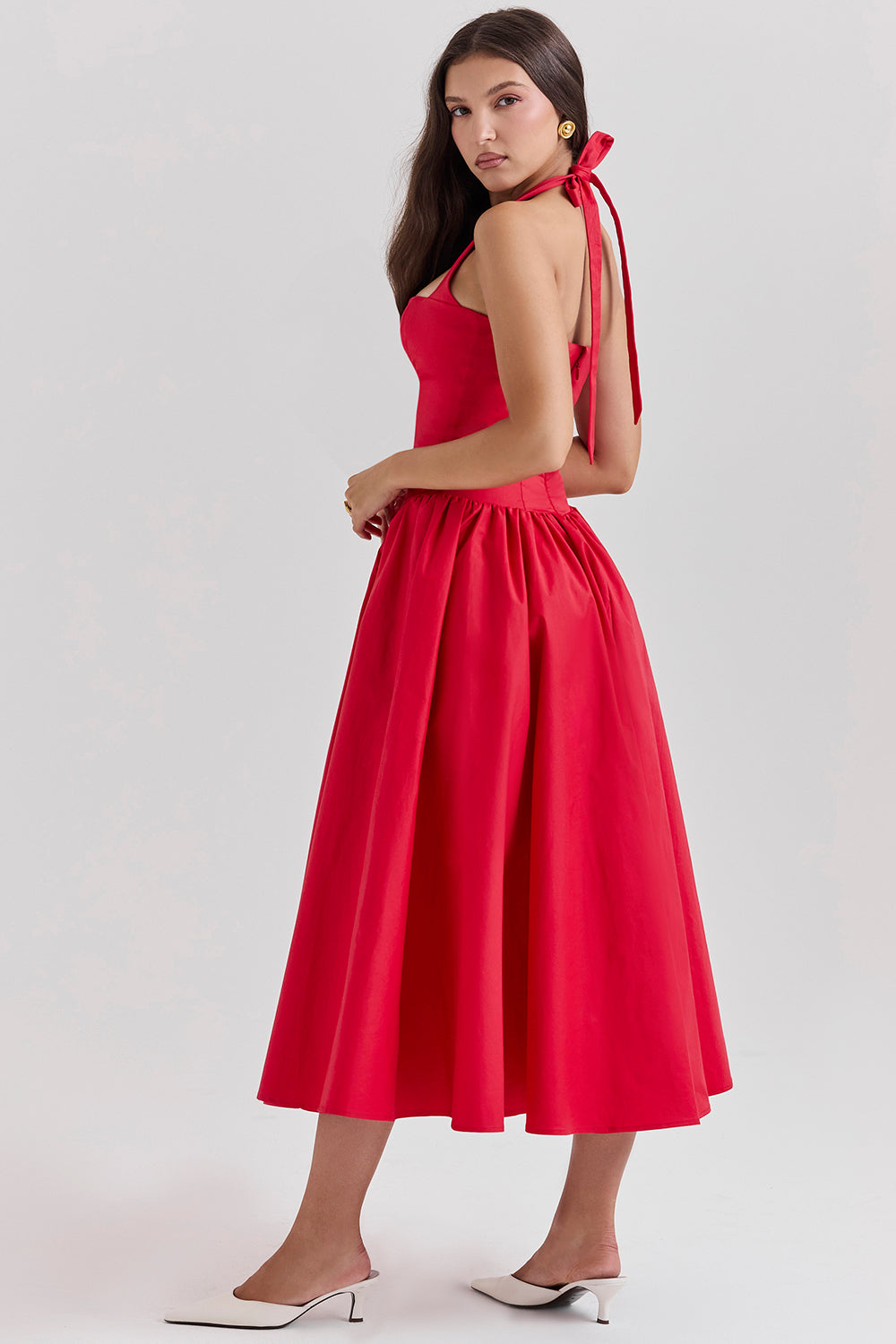 Abito midi con scollo all'americana