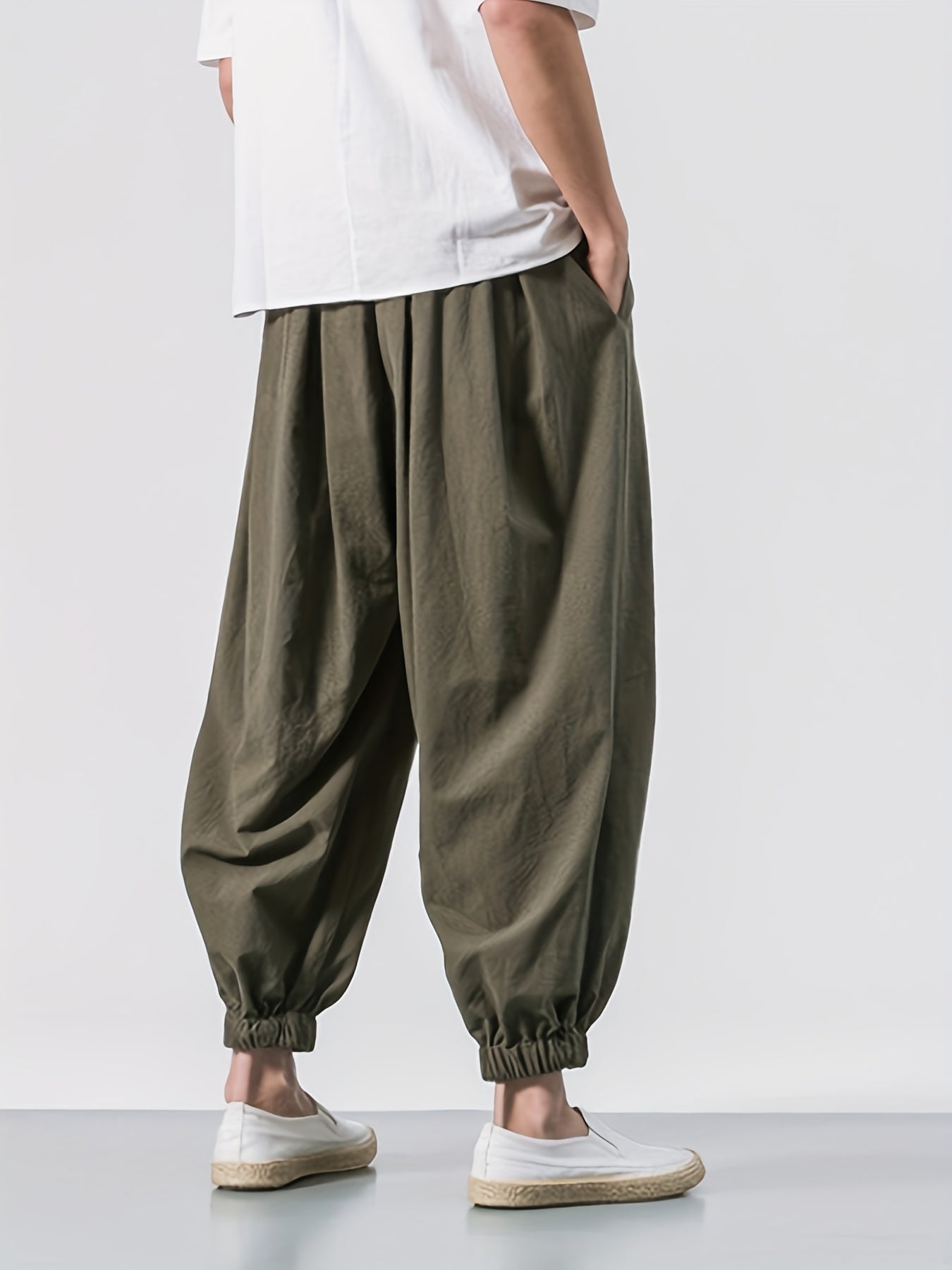 Pantaloni harem alla moda da uomo