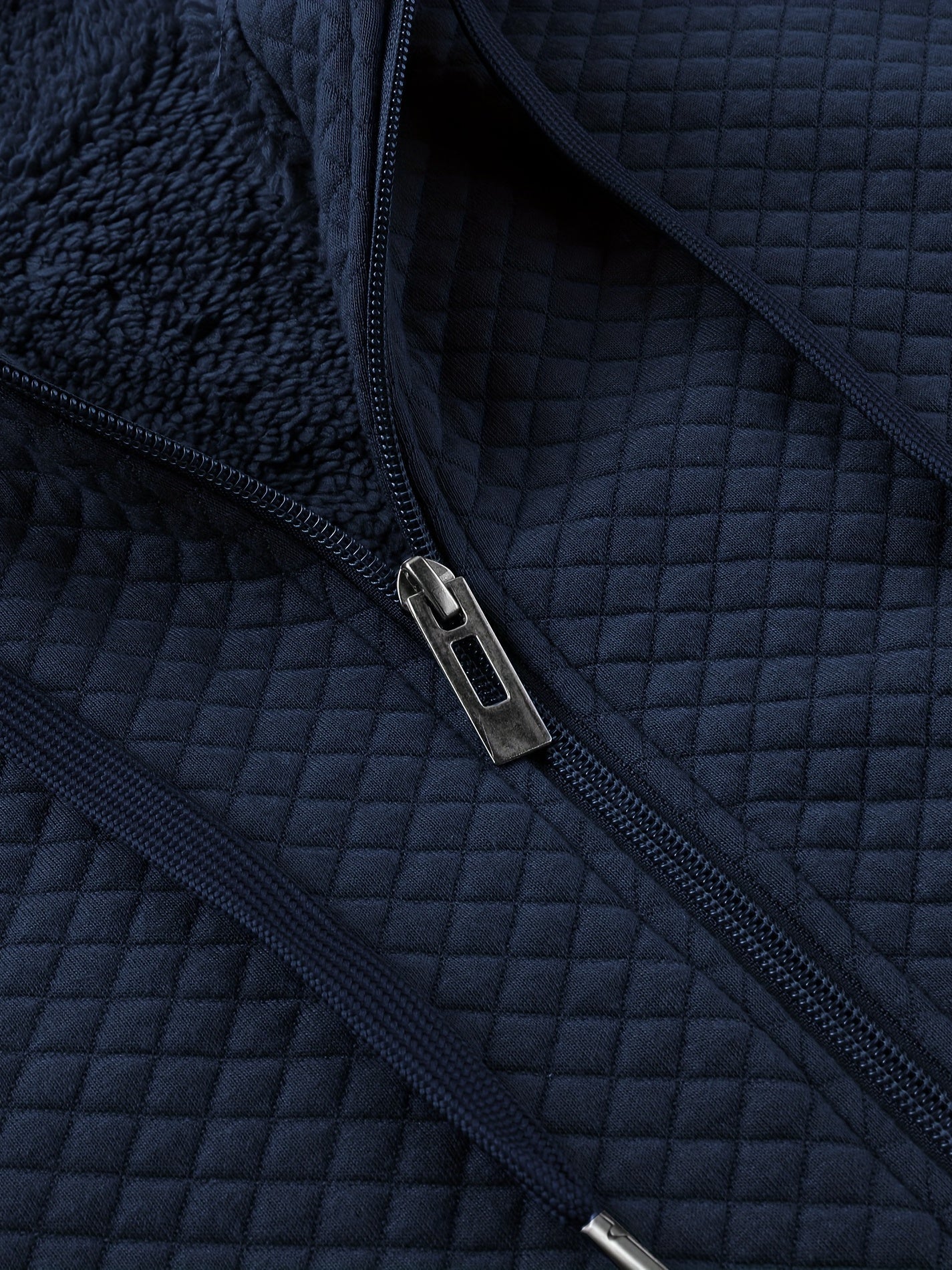 Felpa strutturata con cappuccio da uomo