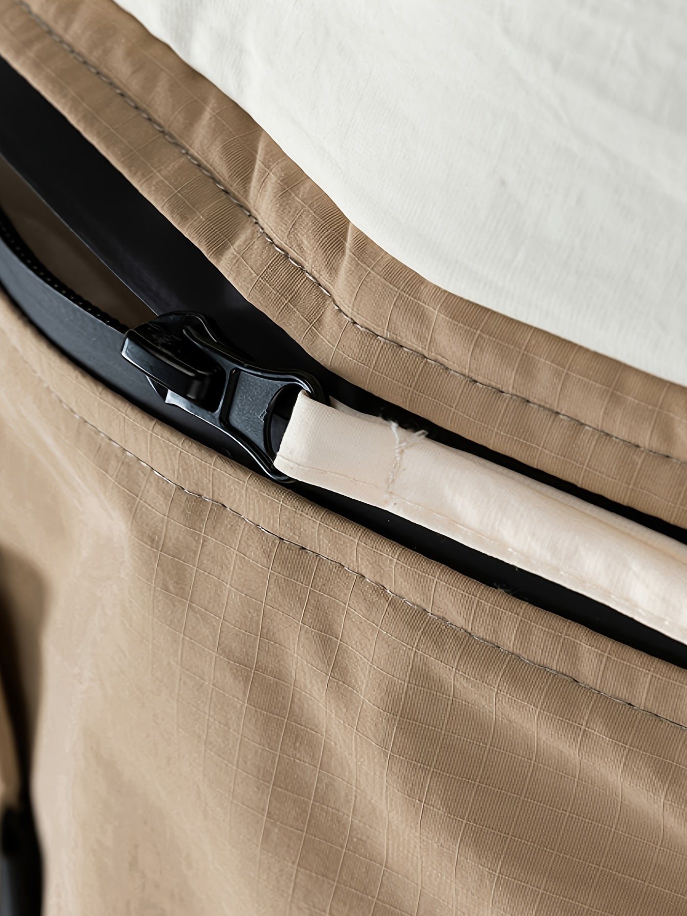 Giubbotto imbottito dalla vestibilit? ampia