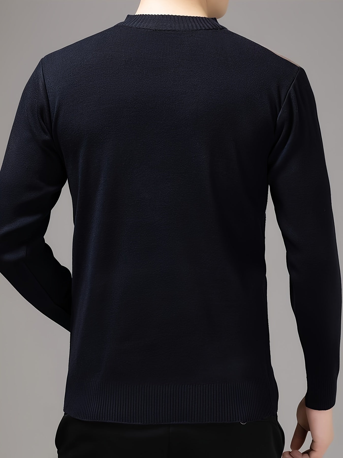 Maglione lavorato a maglia con motivo geometrico