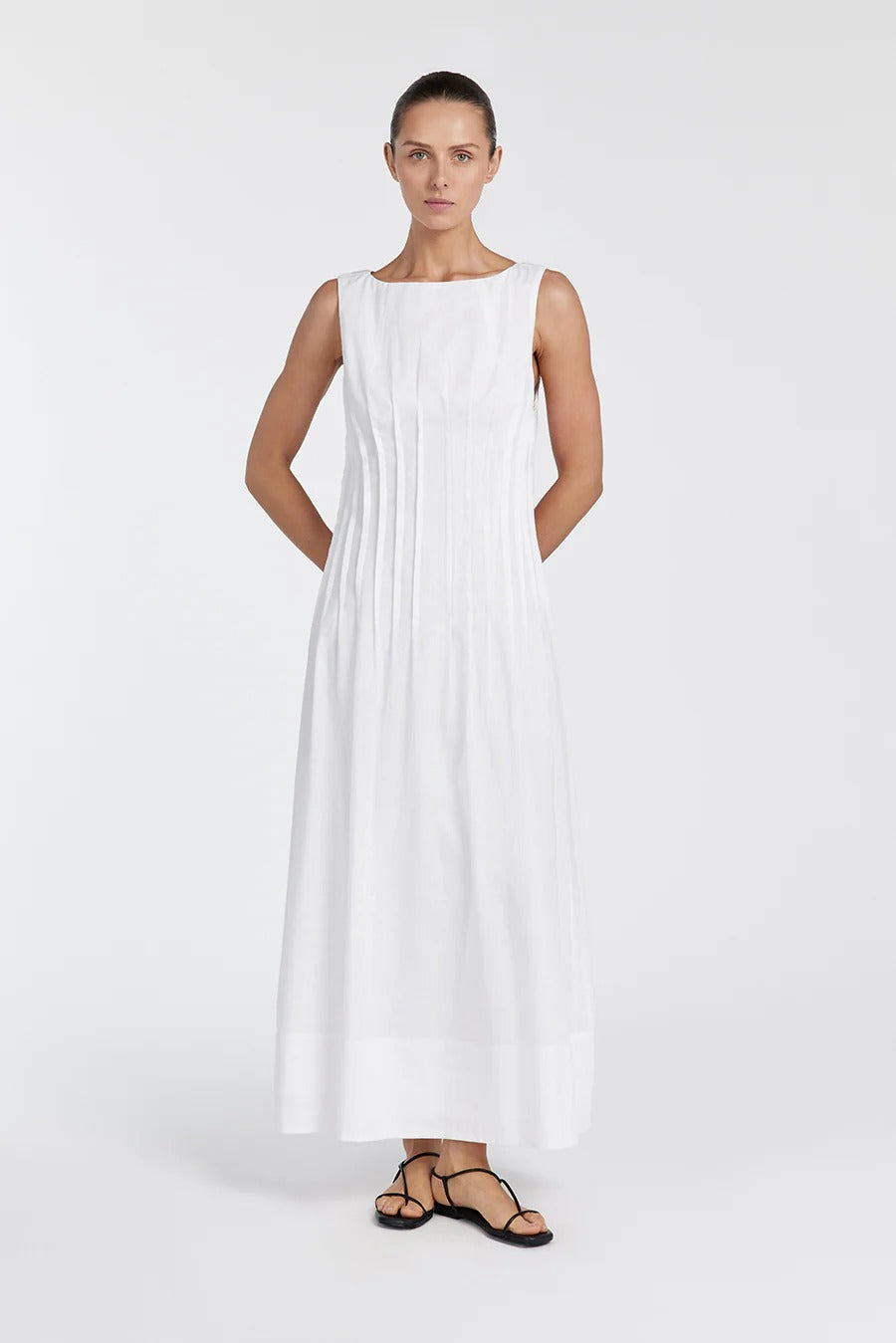 Elegante abito midi in lino e cotone bianco