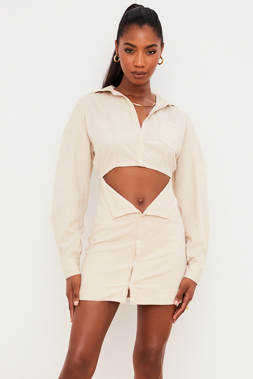 Vestito chemisier in lino beige con cut-out