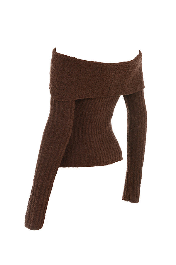 Top in morbida maglia bouclé color cioccolato con maxi gonna in cotone