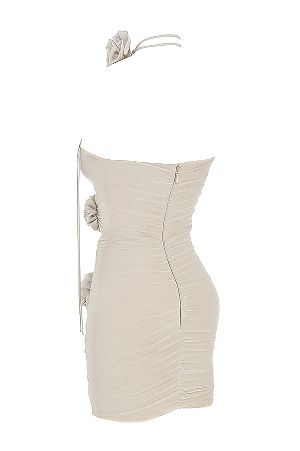 Mini abito impreziosito da fiori nebbia